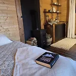 Tiny House - Schoulenka Pod Mirabelkami Chlumec (Cesky Krumlov)