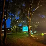 Tiny House - Schoulenka Pod Mirabelkami אוהל מפואר