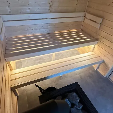 Luxusní stan Tiny House - Schoulenka Pod Mirabelkami