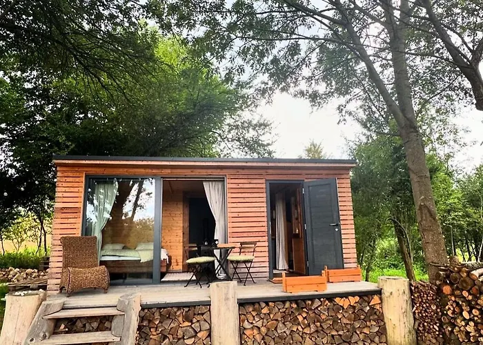Lüks kamp alanı Tiny House - Schoulenka Pod Mirabelkami