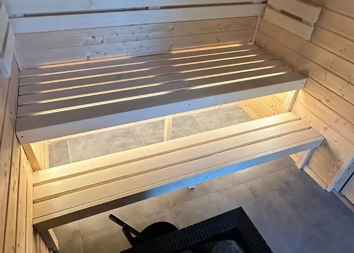 Lüks kamp alanı Tiny House - Schoulenka Pod Mirabelkami