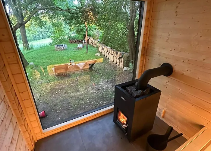 Lüks kamp alanı Tiny House - Schoulenka Pod Mirabelkami